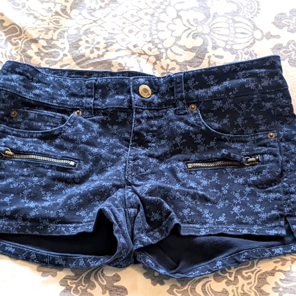 H&M Floral Shorts